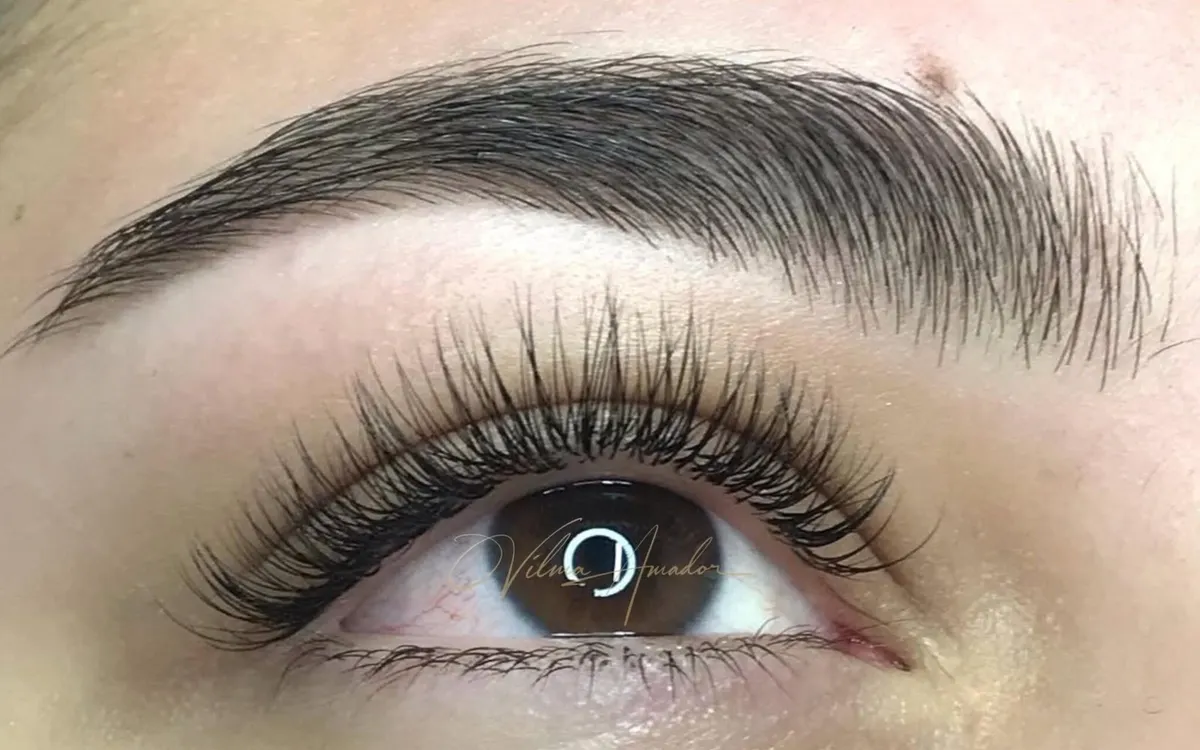 Extensiones de pestañas: resultado real: después